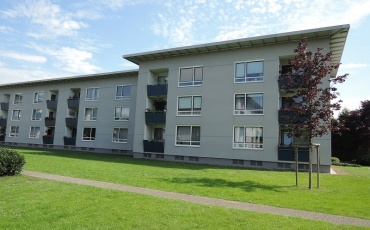 Großzügig aufgeteilte 4-Zimmer-Wohnung mit Balkon in Krefeld-Fischeln!